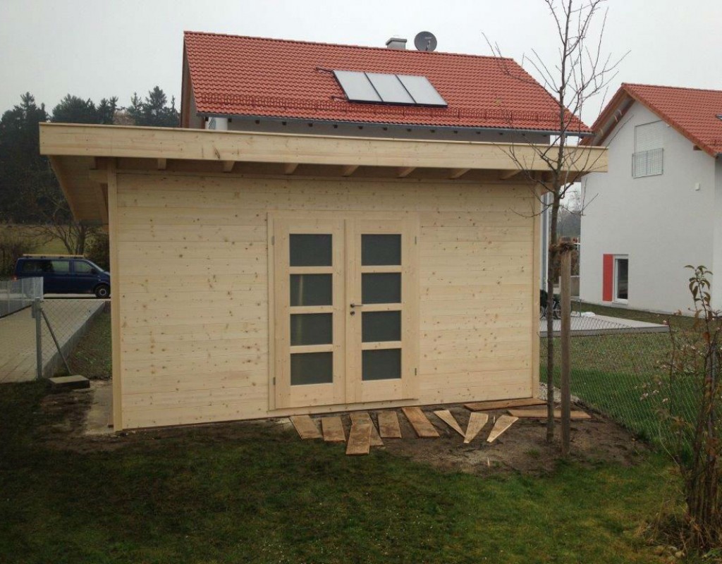 Elegantes Gertehuser Aus Holz Fotos